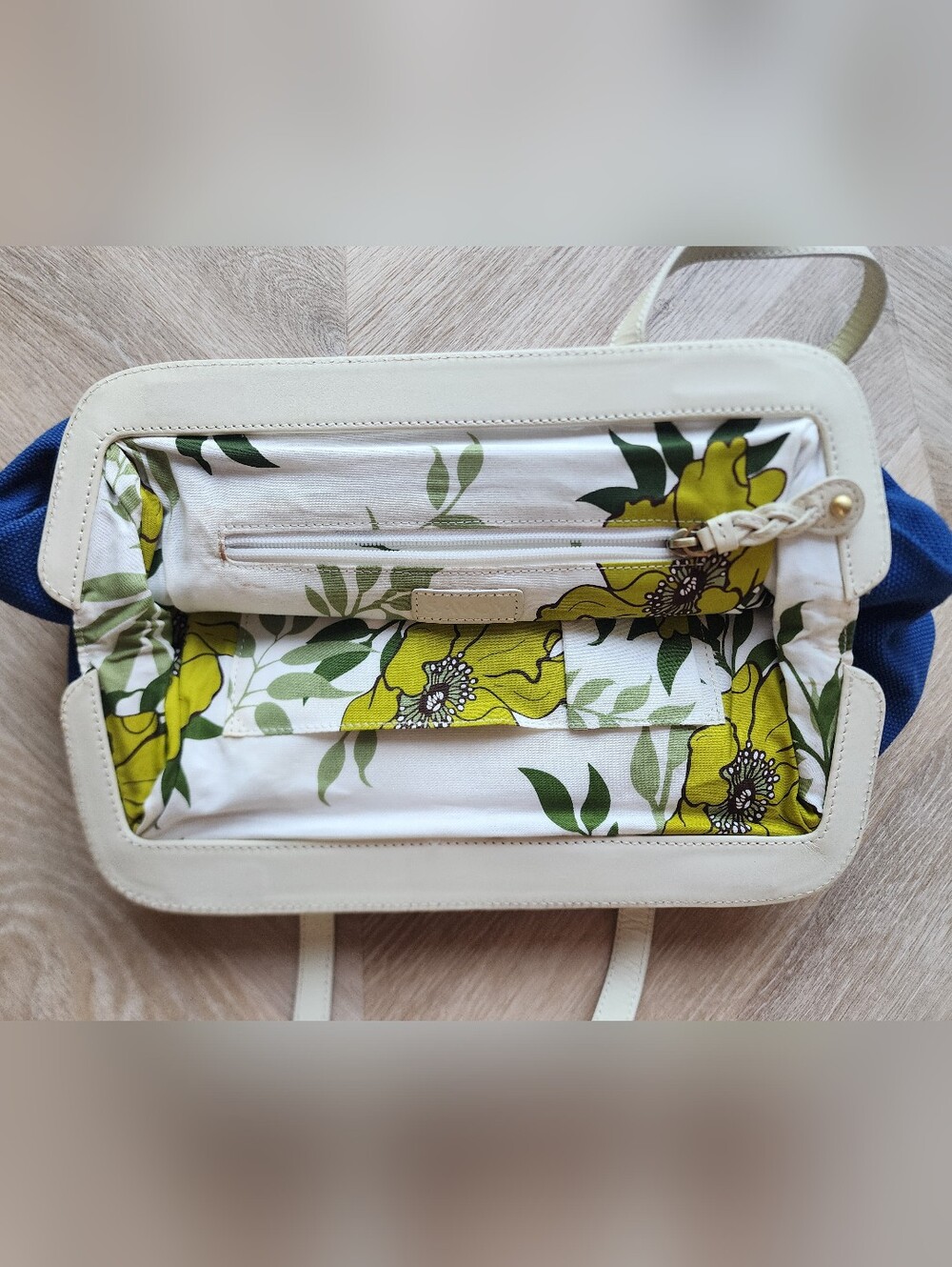Stylish Savoy Summer Handbag - Picture 16 of 16